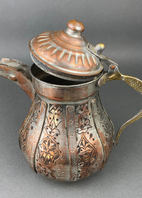Vintage Turkish Copper Coffe Pot with Lid. Primitive Hand Hammered Dish. Collectible Rustic Home Decor.