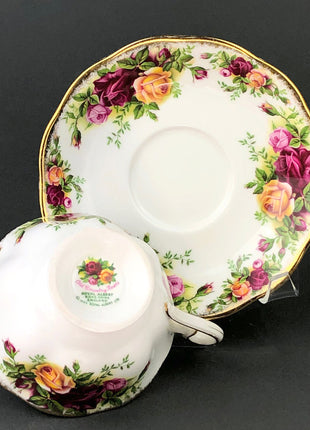 Royal Albert Cup and Saucer. Old Country Roses Motif Tea/Coffee Set. Made in England. Replacements. Gift for Mom. Gift for Her.