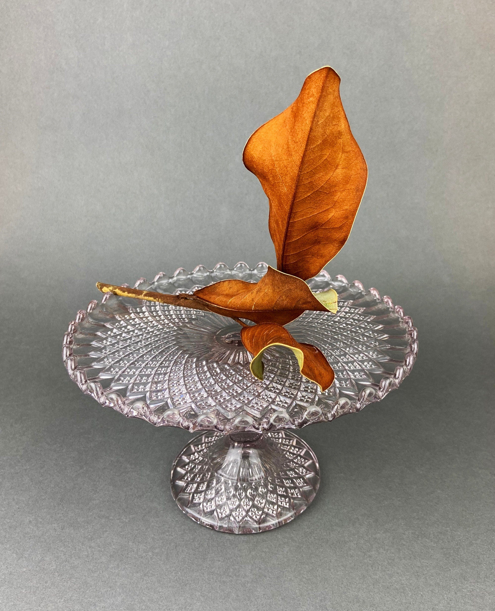 Amber Glass Cake Stand For Sale at 1stDibs | amber cake plate, amber cake  stand, vintage amber glass cake stand