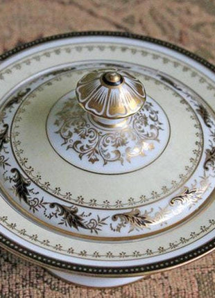 Lidded Sugar Bowl , Noritake China.  Hand Painted Candy Dish with Lid Made in Japan / Devon 103041.