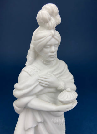 Vintage Avon Nativity Figurine. The Magi Kaspar. White, Bisque Porcelain. Avon Nativity Collectibles. Christmas Decor. Replacements.