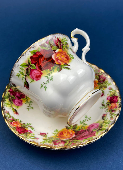Royal Albert Large Cup and Saucer. Old Country Roses Motif Tea/Coffee Set. Made in England. Replacements. Gift for Mom. Gift for Her.