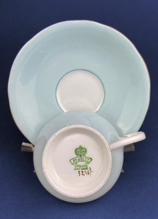 Vintage Aynsley Tea Cup and Saucer. Fine Bone China. Made in England. Collectibles. Replacements.
