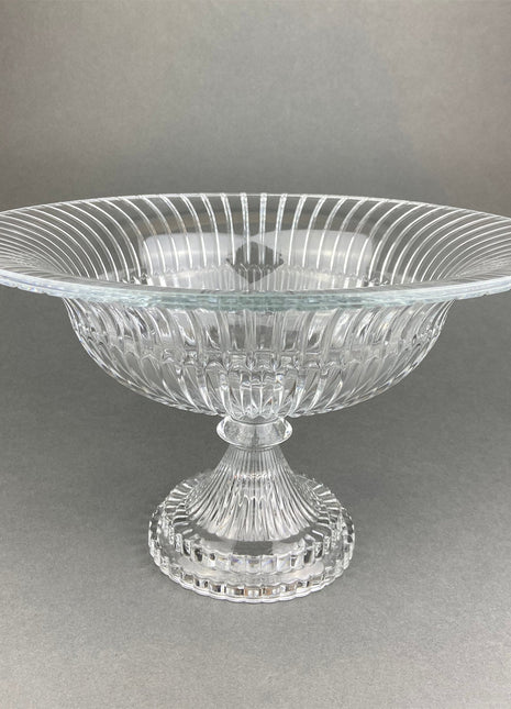 Large Crystal Footed Bowl. Clear Cut Crystal Centerpiece Serving Dish. Most Likely Waterford. Fine Dining. Elegant Fruit Bowl.