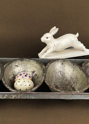 Vintage Extra Large Chocolate Egg Molds. Metal Rustic Egg Baking Forms. Original Easter Decor. Rustic Home Decor. Farm Decor.