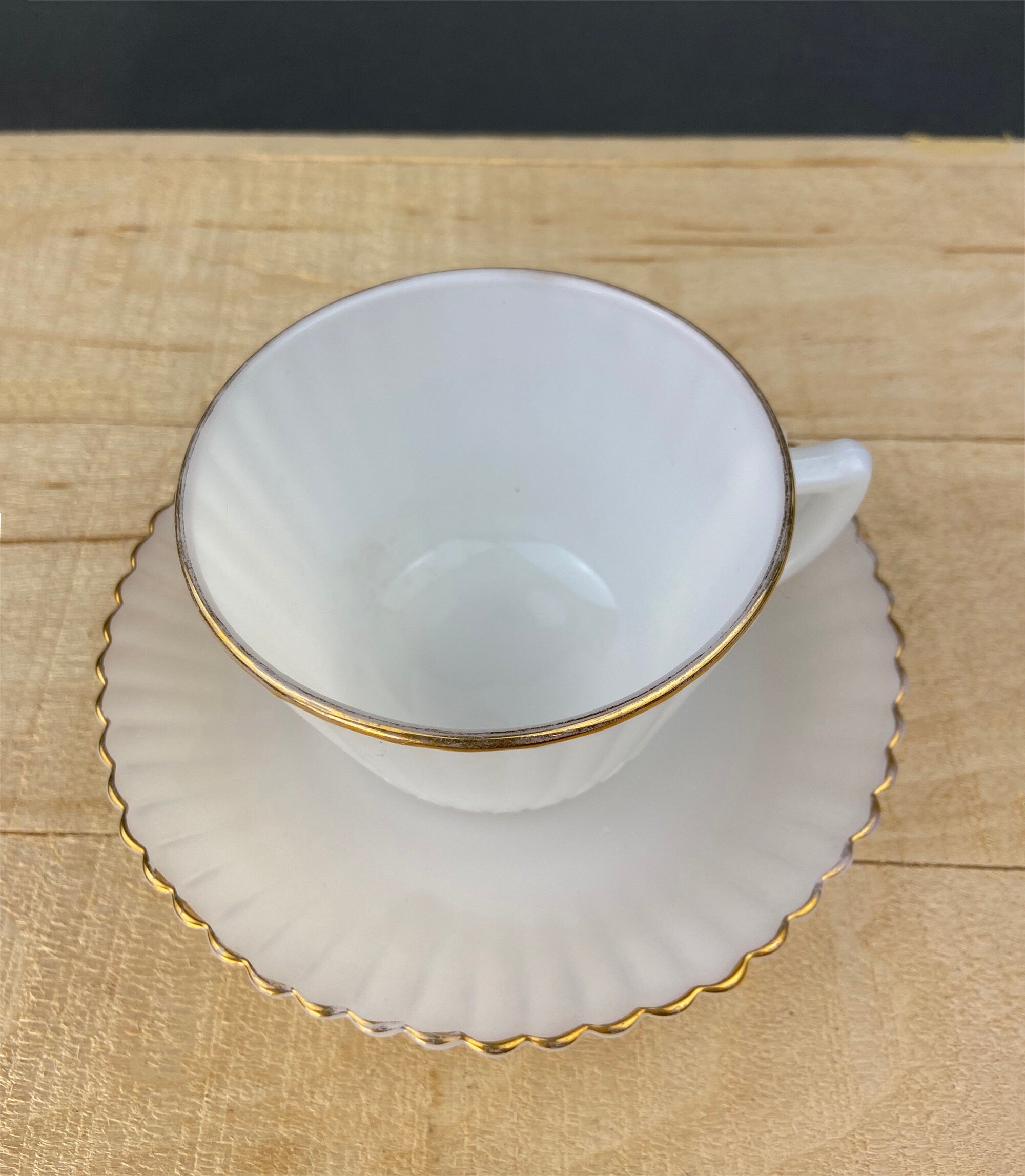 Vintage white soft cup - Gem