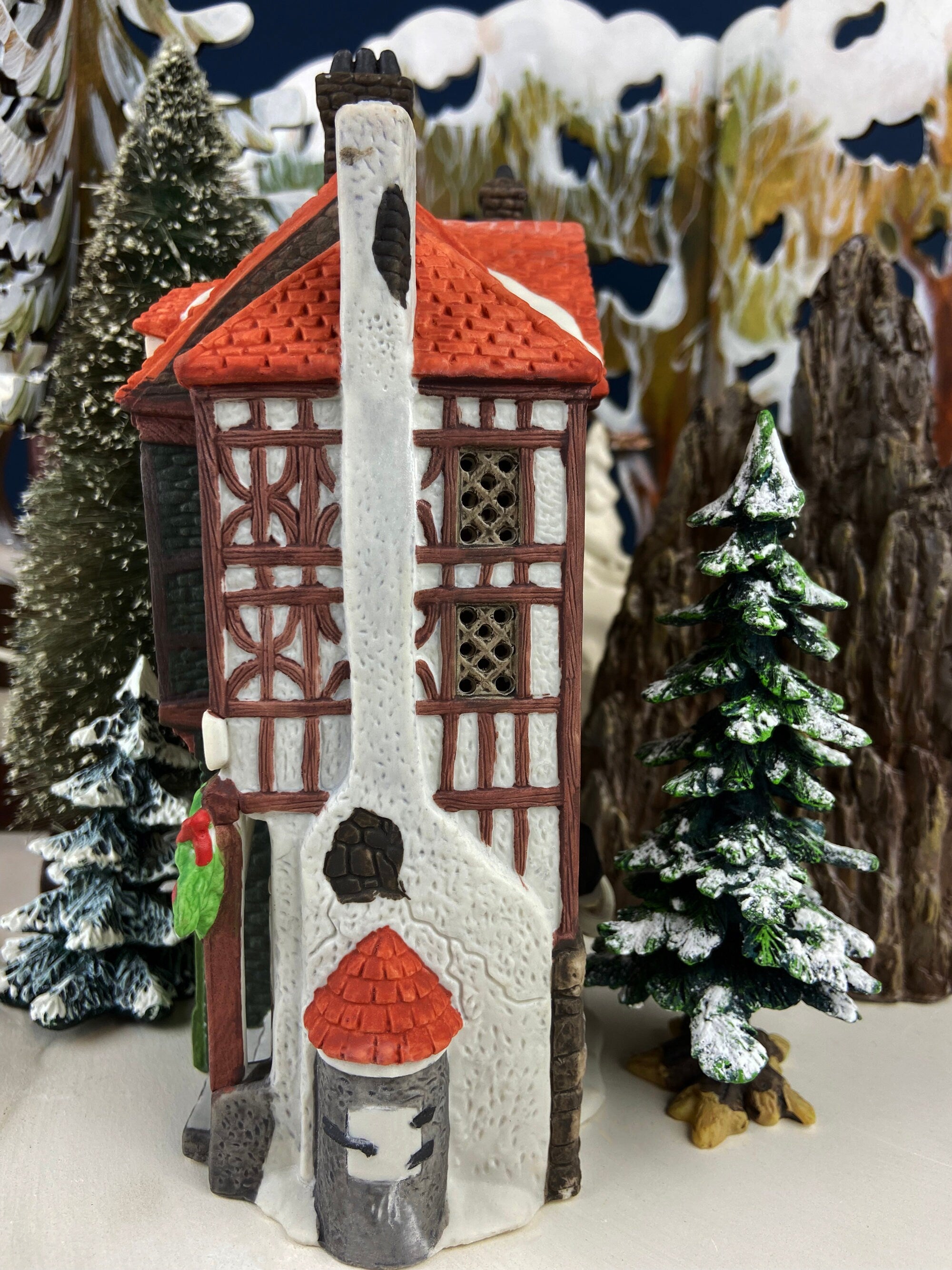 Christmas Village House by Dept 56. Illuminated Public House. Sweets.  Dickens Village Series. Made in Taiwan. Christmas Village/Diorama.