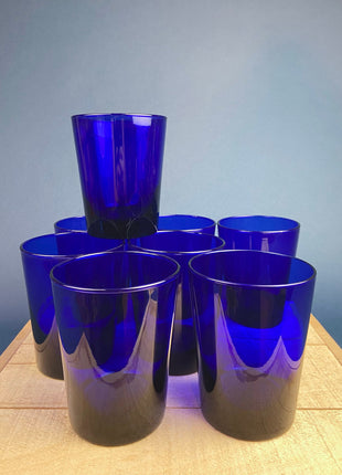 Cobalt Blue Glass Wine Glasses. Set of Five Contemporary Style Stemware. Dark Blue Modern Glassware. Fine Dining.