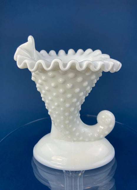 Pink Milk Glass Horn Vases. Pair of Cornucopia Shaped Vases in Rare Shell Pink. Table Centerpieces. Collectible Floral Vases.