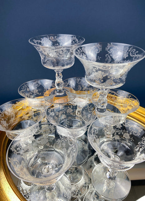Cambridge Chantilly Low Sherbet Wine Glasses. Set of Nine Champagne Stemware. Vintage Collectible Glasses.