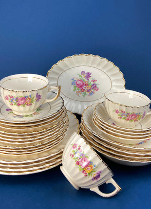 Vintage Dish Set. Leigh Wake by Leigh Potters. Set of 4 Placements: Dinner, Salad Plates, Soup, Salad Bowls, One Serving Dish & Teacups.