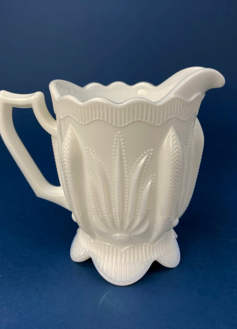 Milk Glass Creamer or Sauce Dish. 3-Dimensional Leaf Motif. Quilt Pattern. Serving Dish. Scalloped Edge Creamer or Saucier. Fine Dining.