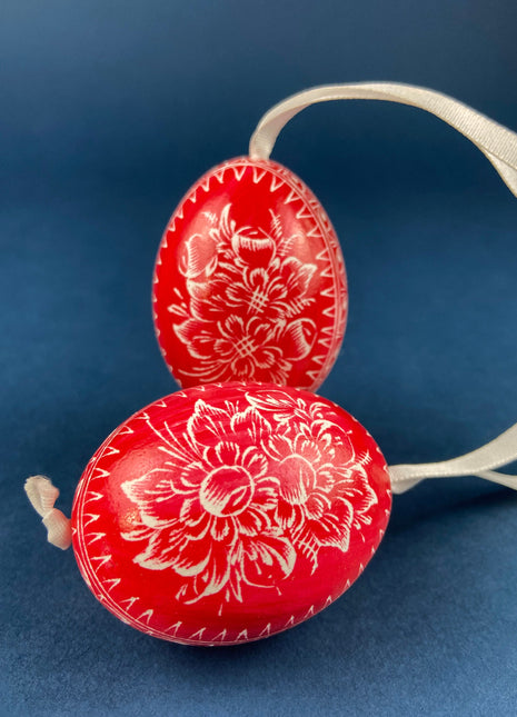 Hand Decorated Eggs/Pisanki with White Ribbons for Hanging. 2 Hollowed Egg Shells Decorated with Various Floral Motifs. Easter Tree..