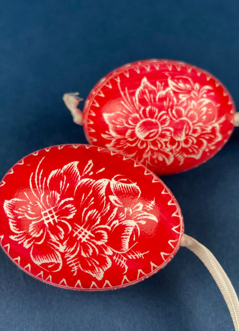 Hand Decorated Eggs/Pisanki with White Ribbons for Hanging. 2 Hollowed Egg Shells Decorated with Various Floral Motifs. Easter Tree..