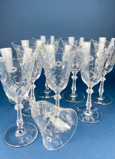 Vintage, Cut Crystal Wine or Water Goblets. Rose or Daisy Motif. Set of 8 Stemware. Incredible Shimmer & Ping. Wedding Gift. Housewarming.