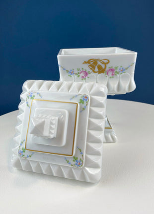 Westmoreland Square Compote with Cover. Wedding & Anniversary Trinket Dish on Stand. Milk Glass, Old Quilt Design, Block and Star Pattern.