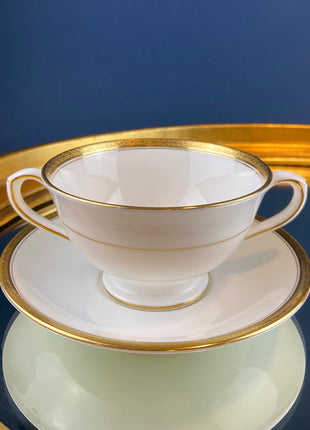 White and Gold Porcelain Soup or Bullion Cups with Saucers. Wedding Band China. Coalport Elite. Set of Four. Wedding Celebration. Holiday.
