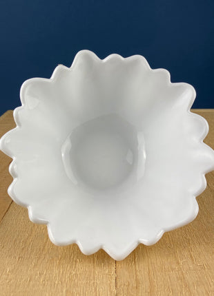 Vintage Indiana Milk Glass Bowl Shaped like Water Lily. White Serving Dish Shaped like Flower. Salad Bowl. Gift for Milk Glass Collector.