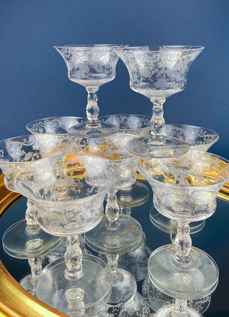 Cambridge Chantilly Low Sherbet Wine Glasses. Set of Nine Champagne Stemware. Vintage Collectible Glasses.