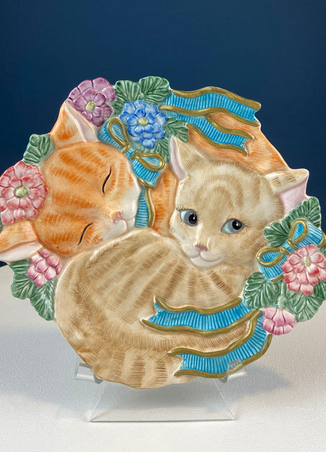 Plate with 3 Dimensional Cats & Flowers by Fitz and Floyd. Kitten Kaboodle. Cute Hand-Painted Serving Plate or Wall Handing. Wall Decor.