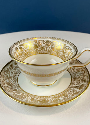 Antique Wedgewood Porcelain Tea Cup and Saucer. White & Gold Florentine Pattern. Stunning Hand Painted Rim. Dining Room Decor. Wedding Gift.