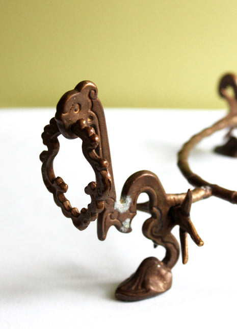 Solid Brass Oval Stand - Bamboo Like Branches