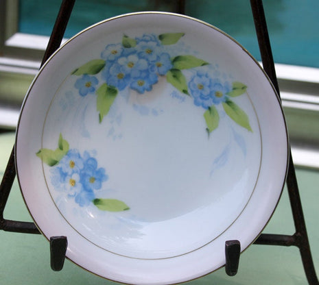 Berry Porcelain Bowl with Forget Me Not Flowers
