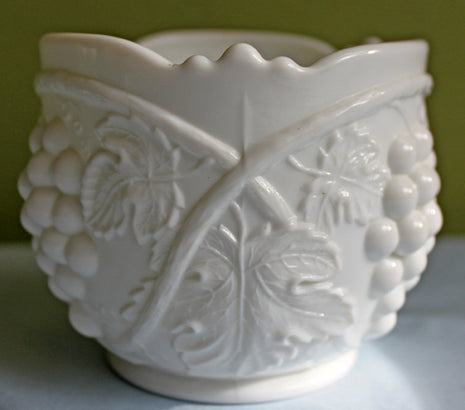 Duncan Miller Palm Beach Grape Pattern Milk Glass Bowl