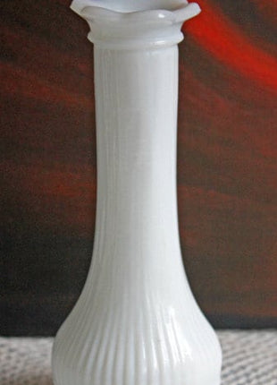 Milk Glass Vases for Flower Arrangements. Set of Four Vases with Thin Ribbed Design. Collectible or Wedding Milk Glass. Florist Supplies.